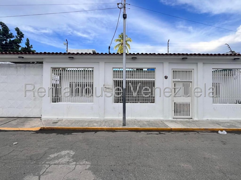 Casa en San Miguel, Maracay - 1