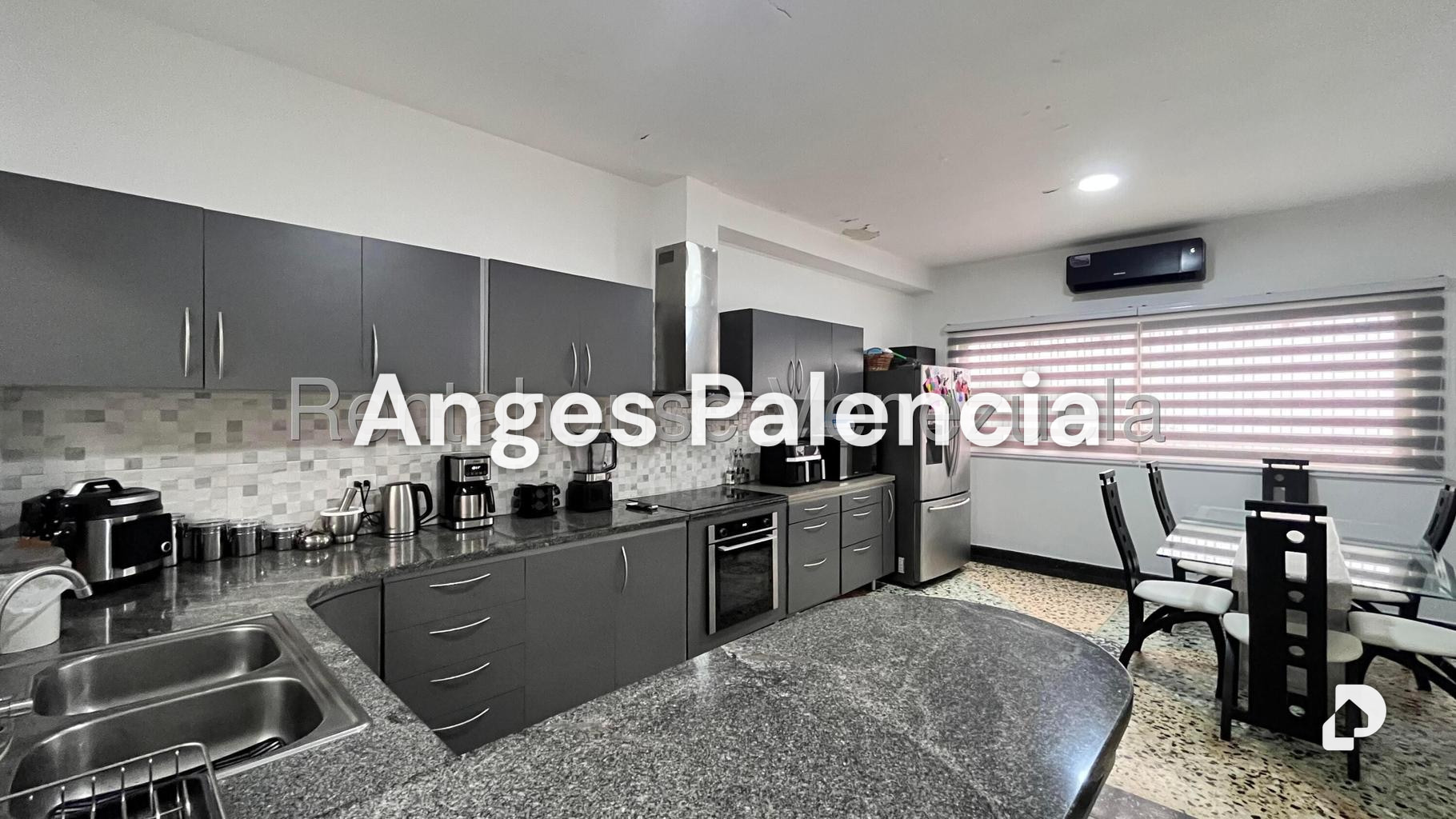 Casa en San Miguel, Maracay – 18