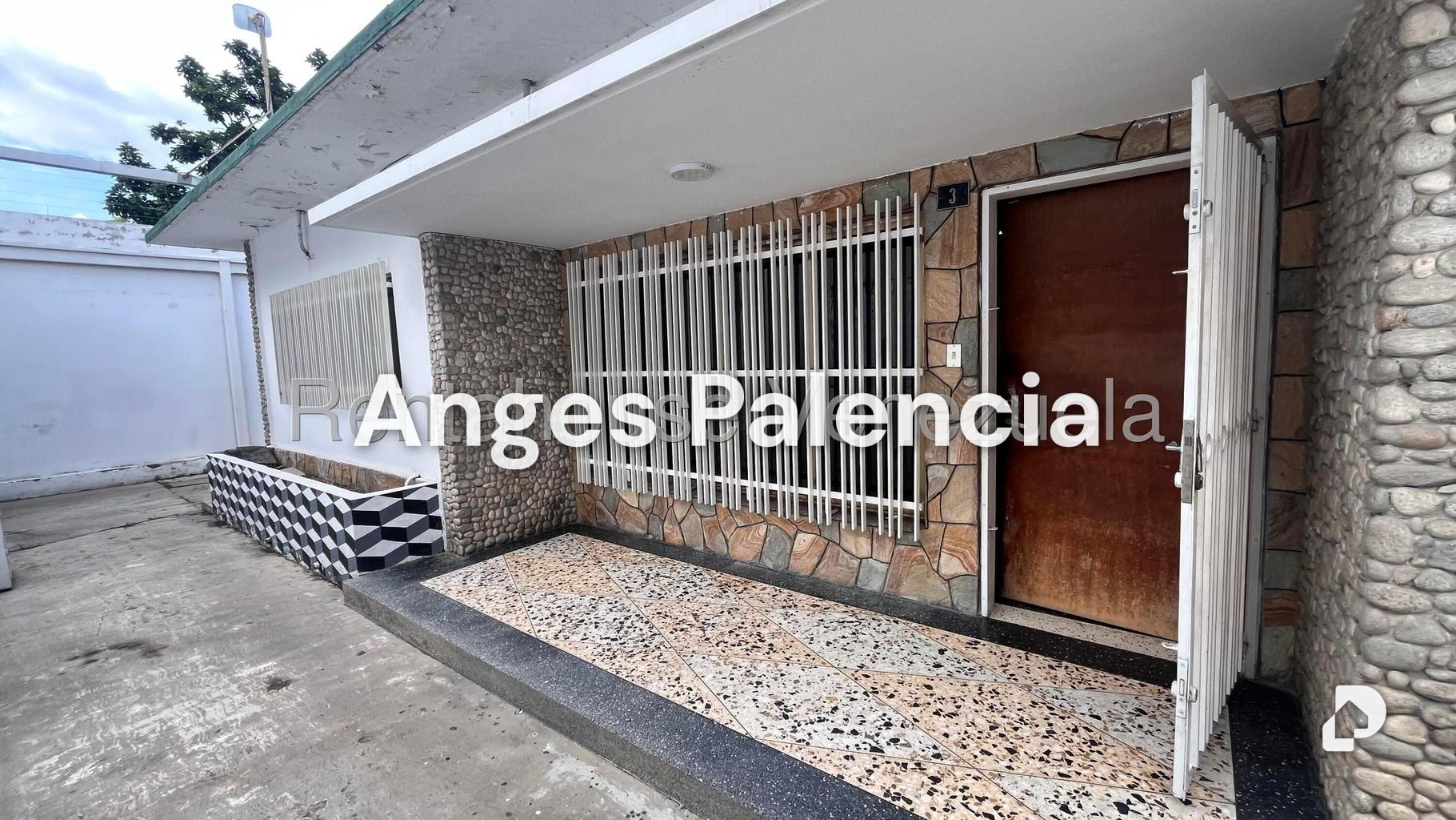 Casa en San Miguel, Maracay – 4