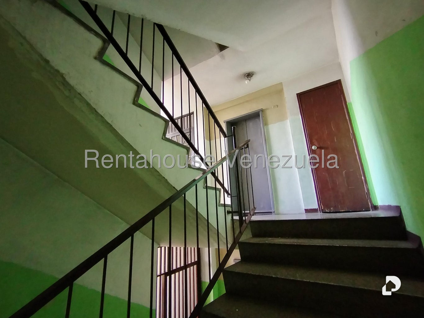 Apartamento en Petare, Caracas – 23