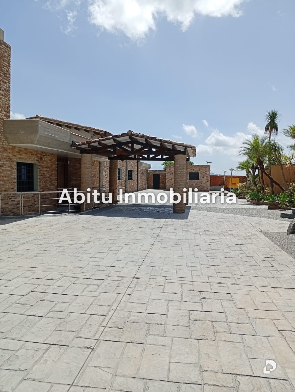 Casa en La Lagunita, Caracas – 23