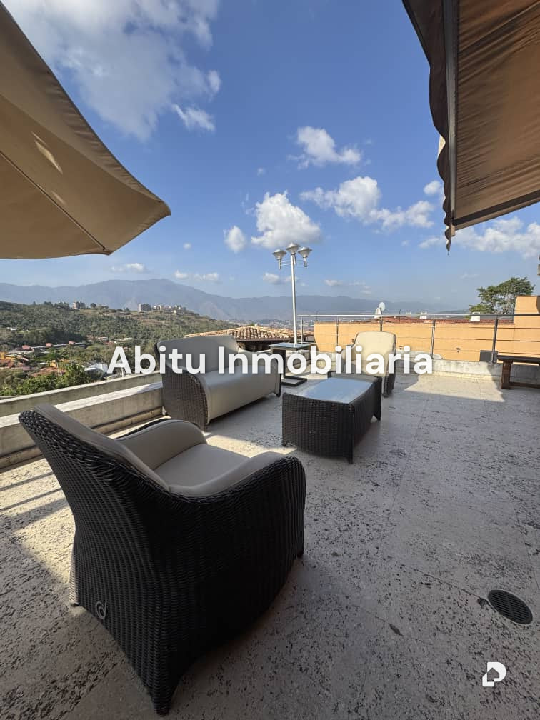 Casa en La Lagunita, Caracas – 29