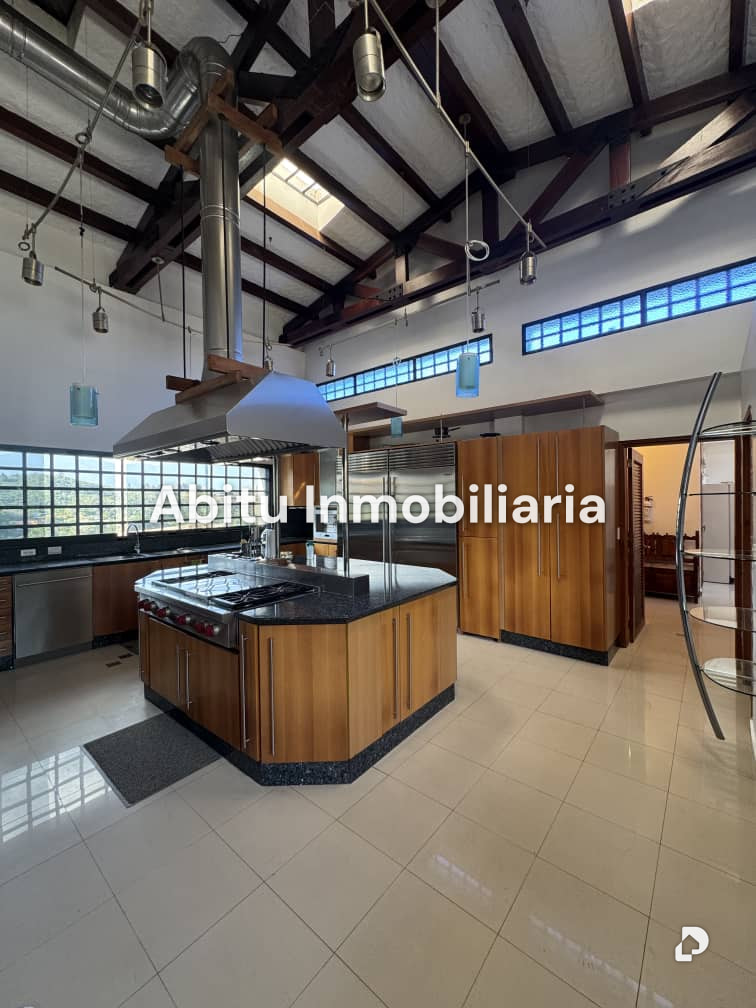 Casa en La Lagunita, Caracas – 19