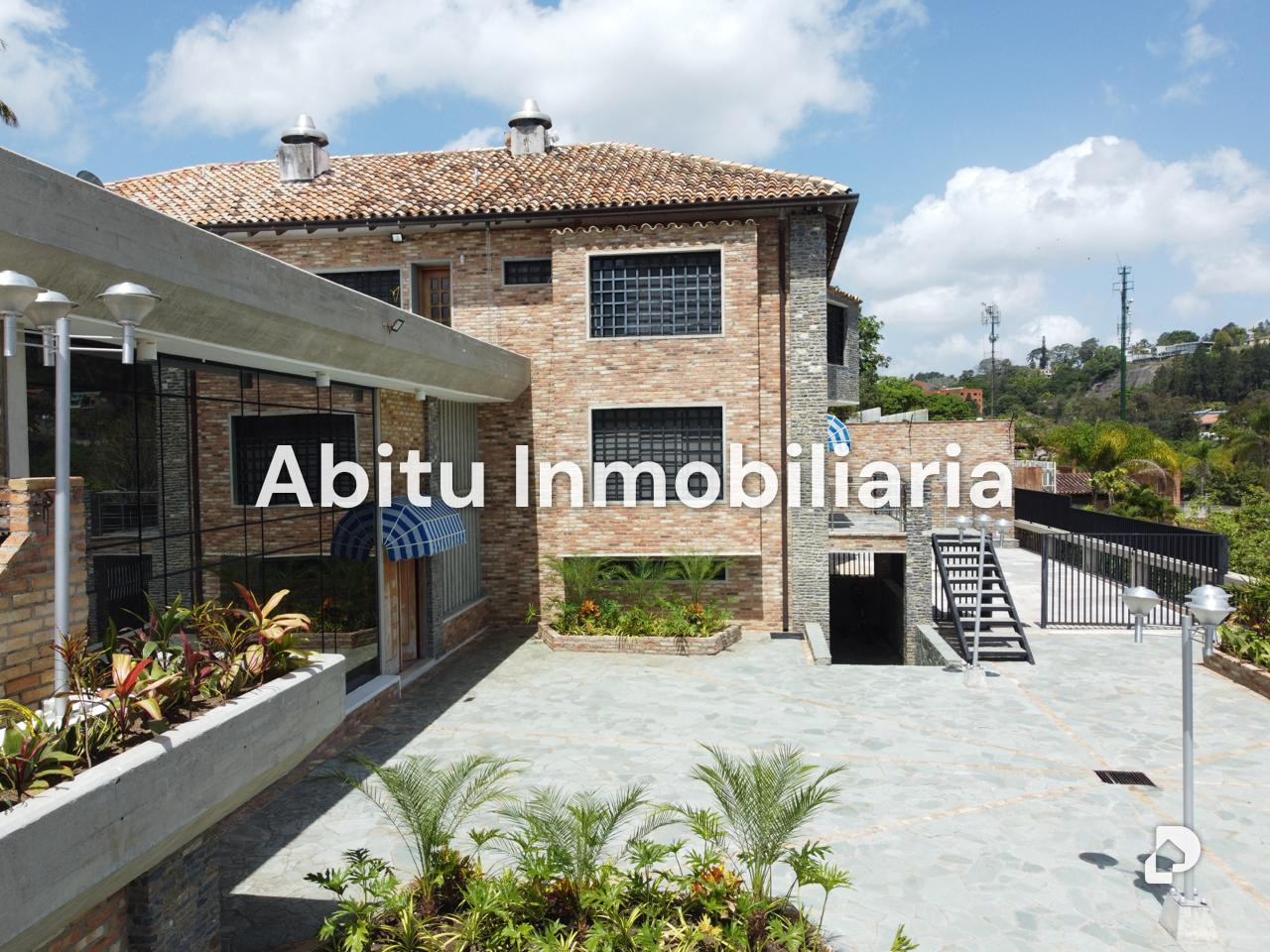 Casa en La Lagunita, Caracas – 2