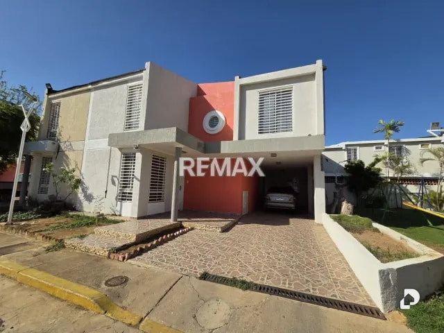 Townhouse en Momte Bello, Maracaibo – 18