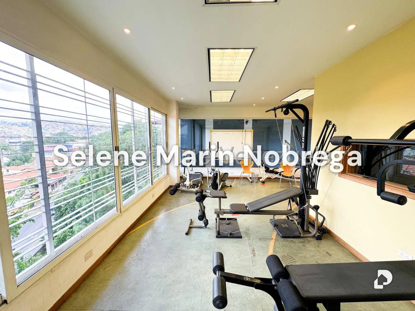 Casa en Macaracuay, Caracas – 30