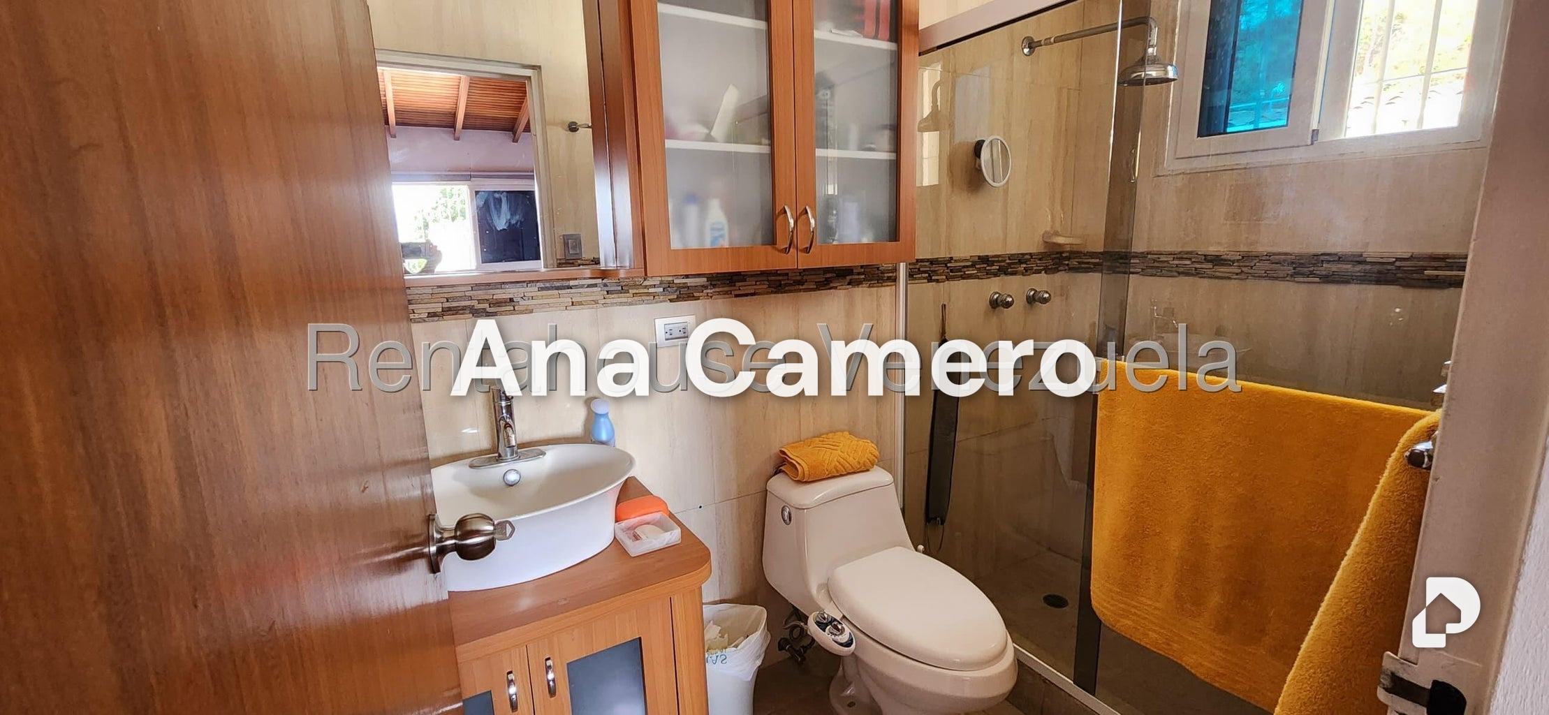 Casa en Alto Prado, Caracas – 30