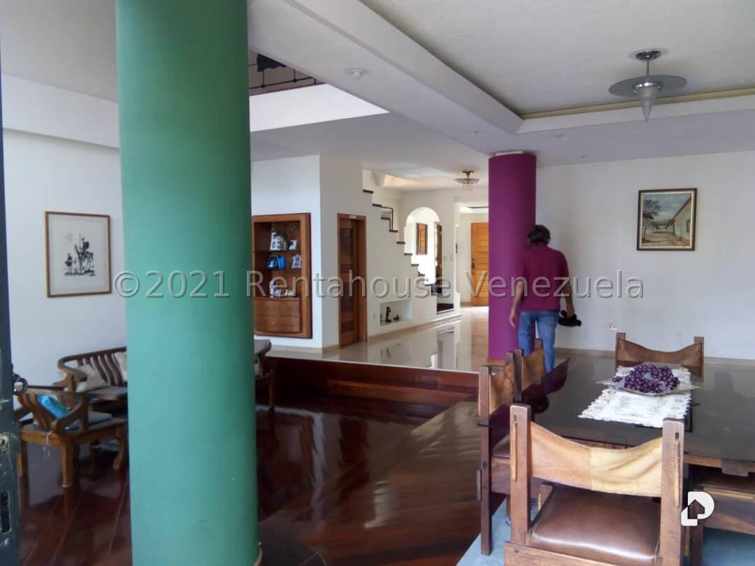 Casa en El Hatillo, Caracas – 12