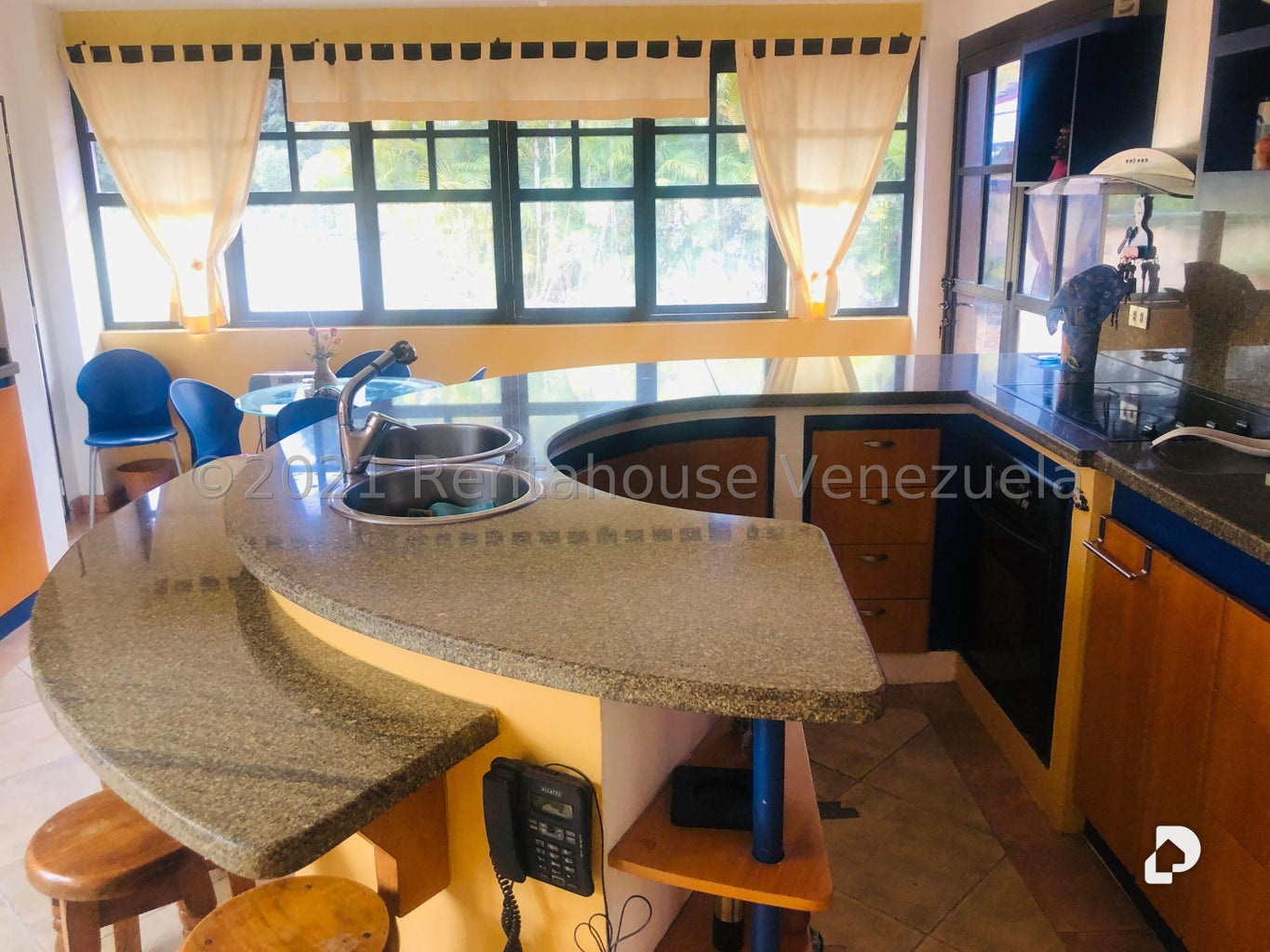 Casa en El Hatillo, Caracas – 23