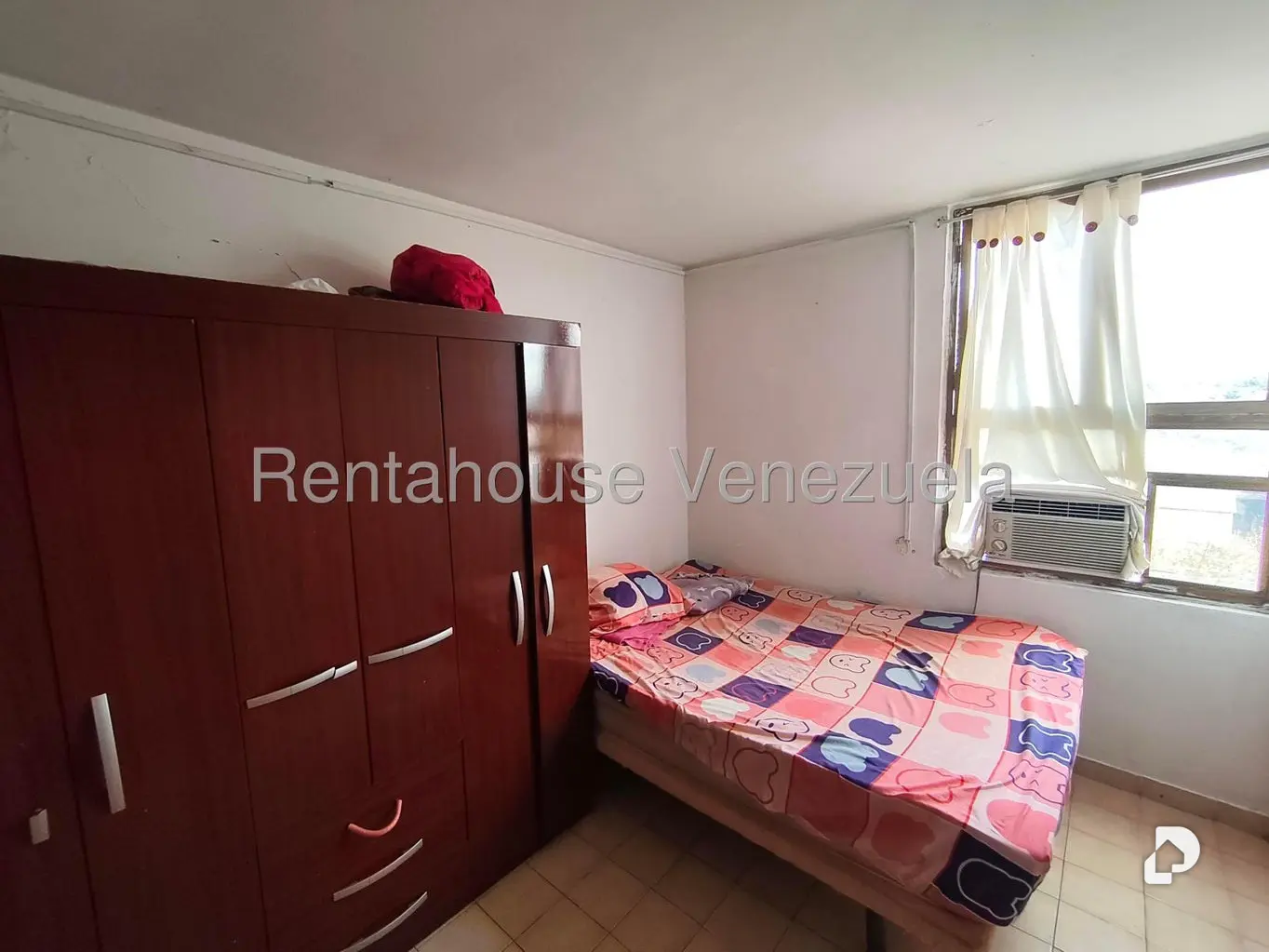 Apartamento en Urbanización La Esmeralda, Maracay – 9