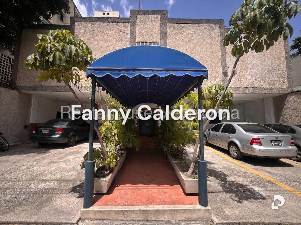 Edificio en Sabana Grande, Caracas – 2