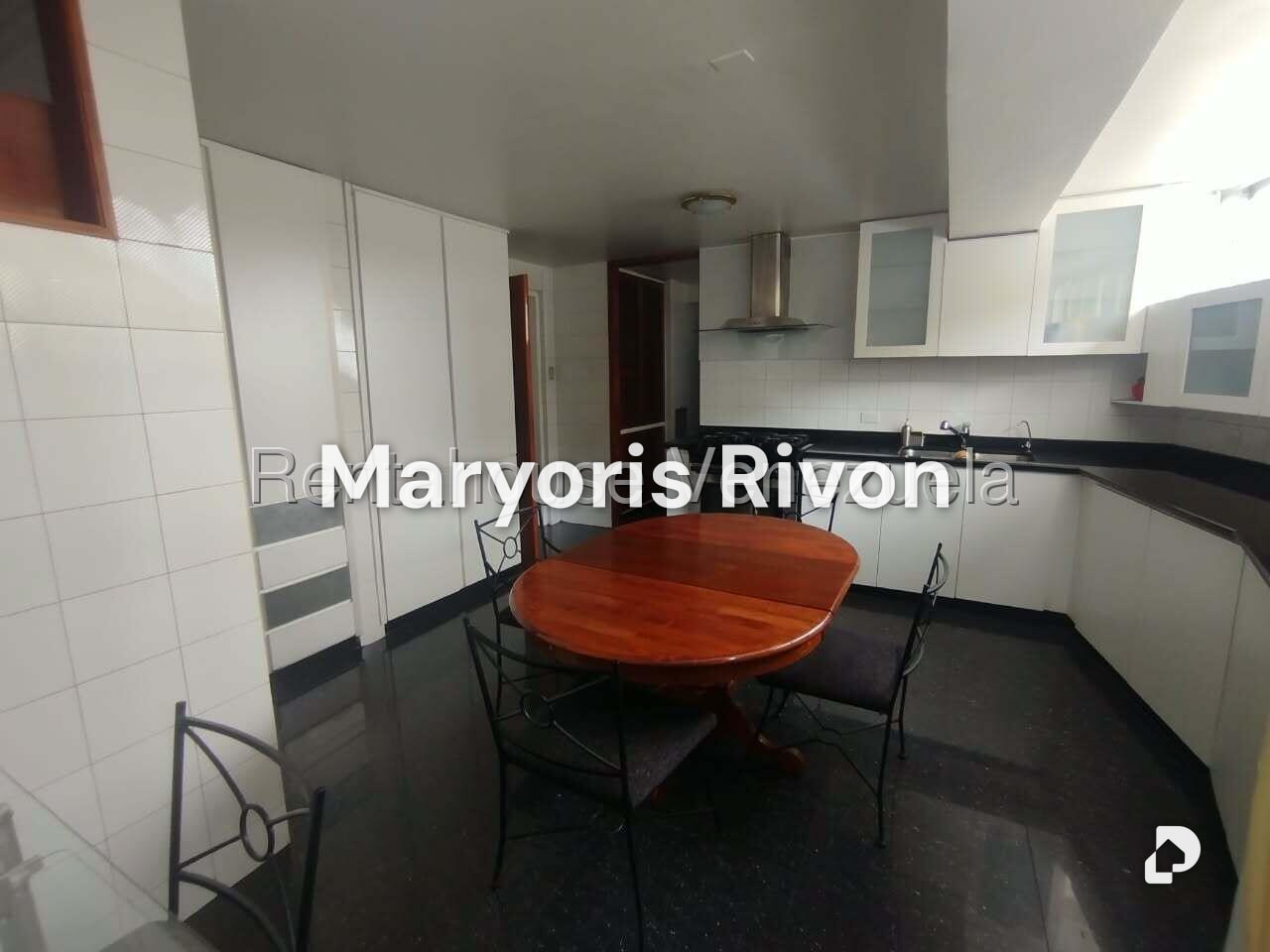 Apartamento en Chuao, Caracas – 12