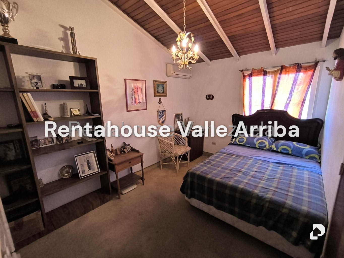 House in Colinas de La California, Caracas – 26