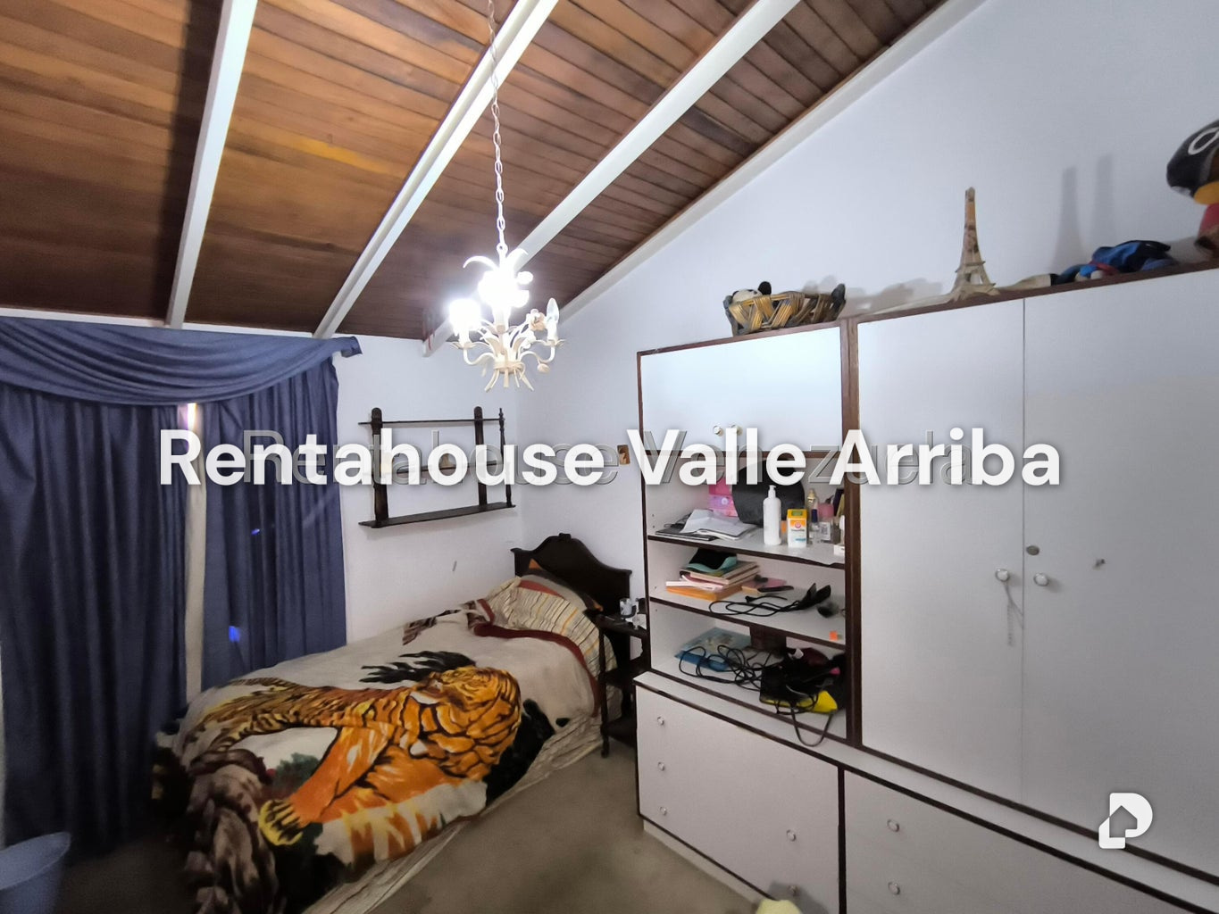 House in Colinas de La California, Caracas – 27