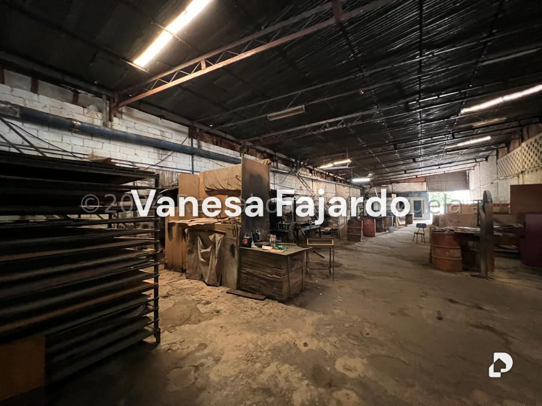 Galpón en La Yaguara, Caracas – 13