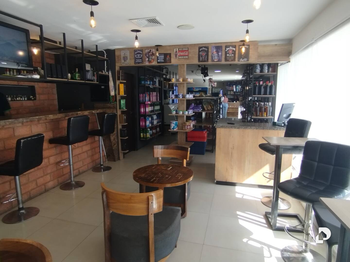 Local comercial en Isla Dorada, Maracaibo – 12
