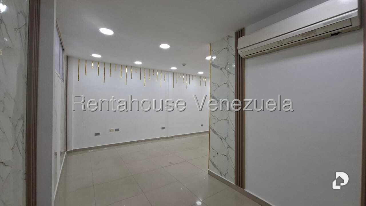 Oficina en Los Chaguaramos, Caracas – 10