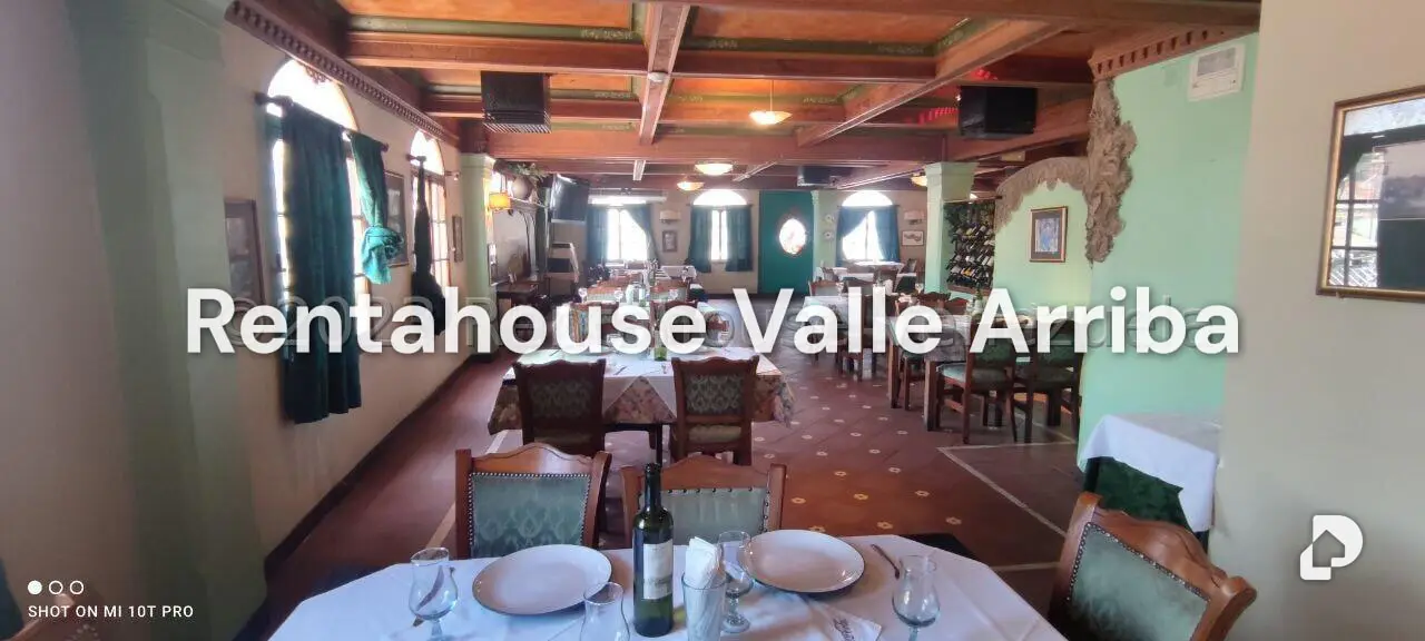 Local comercial en El Hatillo, Caracas – 11