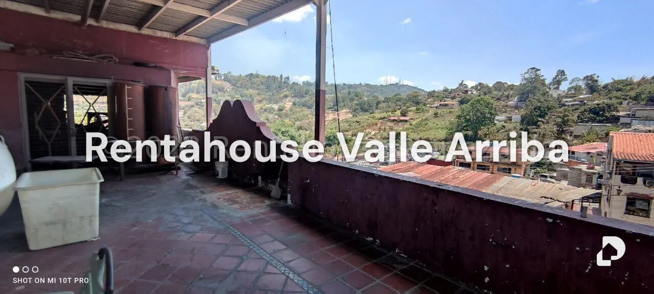 Local comercial en El Hatillo, Caracas – 24