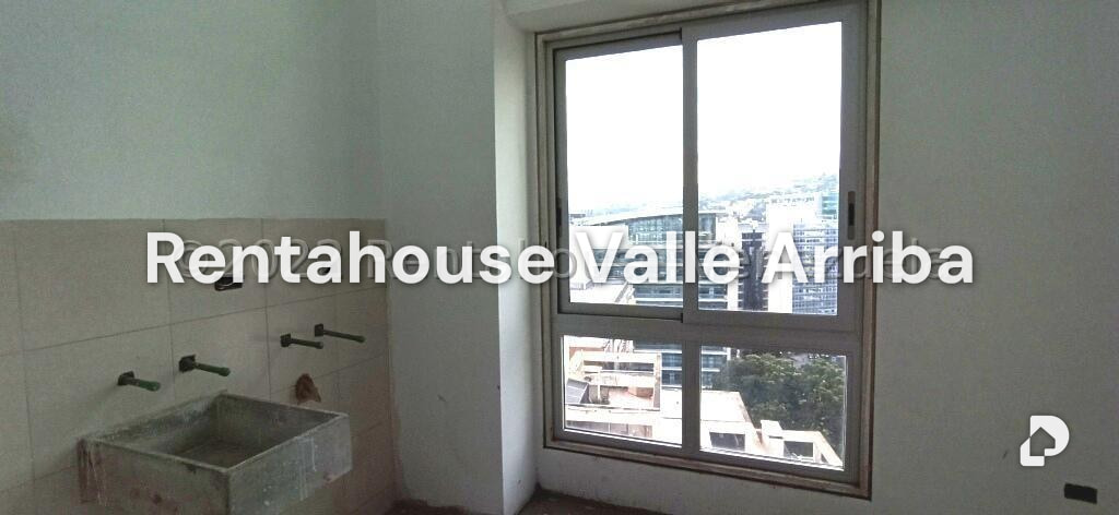 Apartamento en Campo Alegre, Caracas – 13