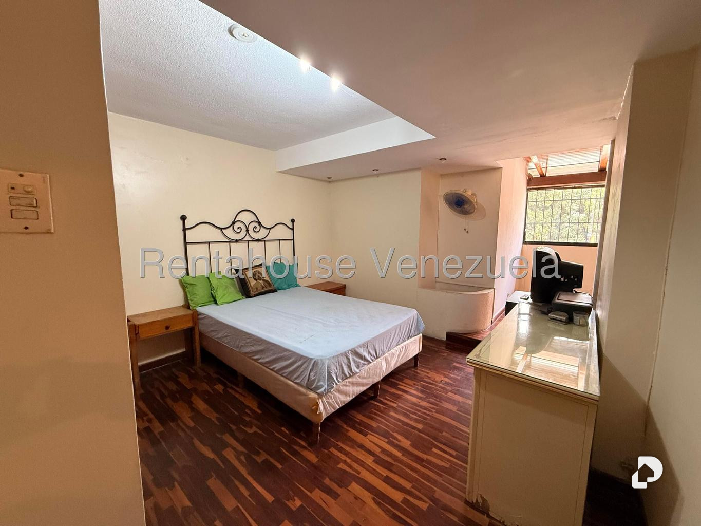 Apartamento en La Campiña, Caracas – 24