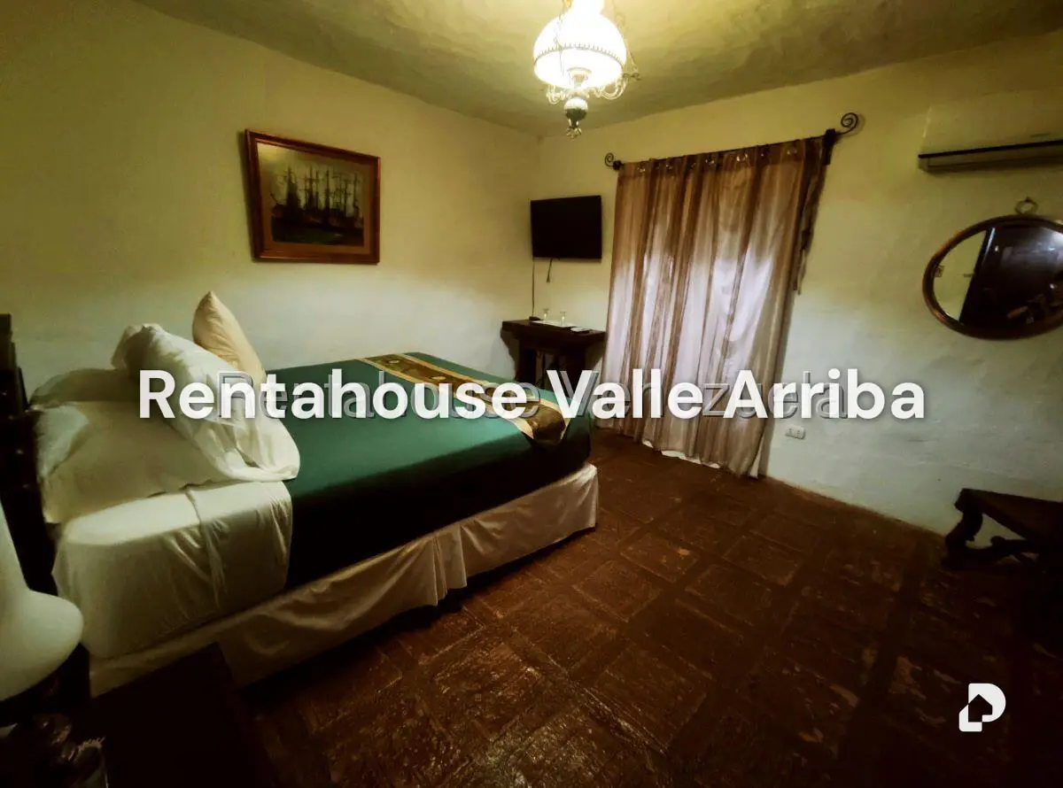 Local comercial en El Hatillo, Caracas – 29