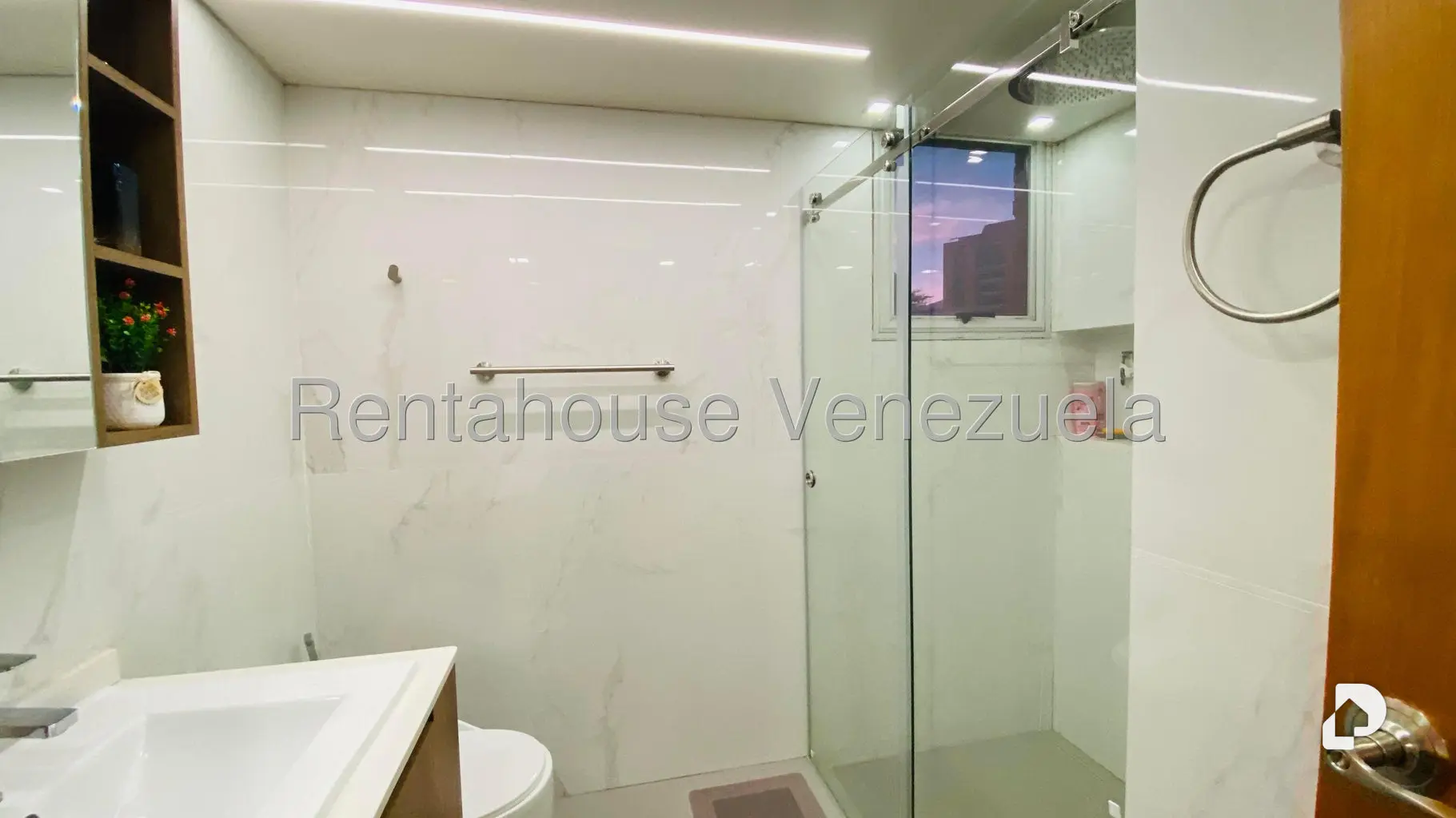 Apartamento en La Bonita, Caracas – 24