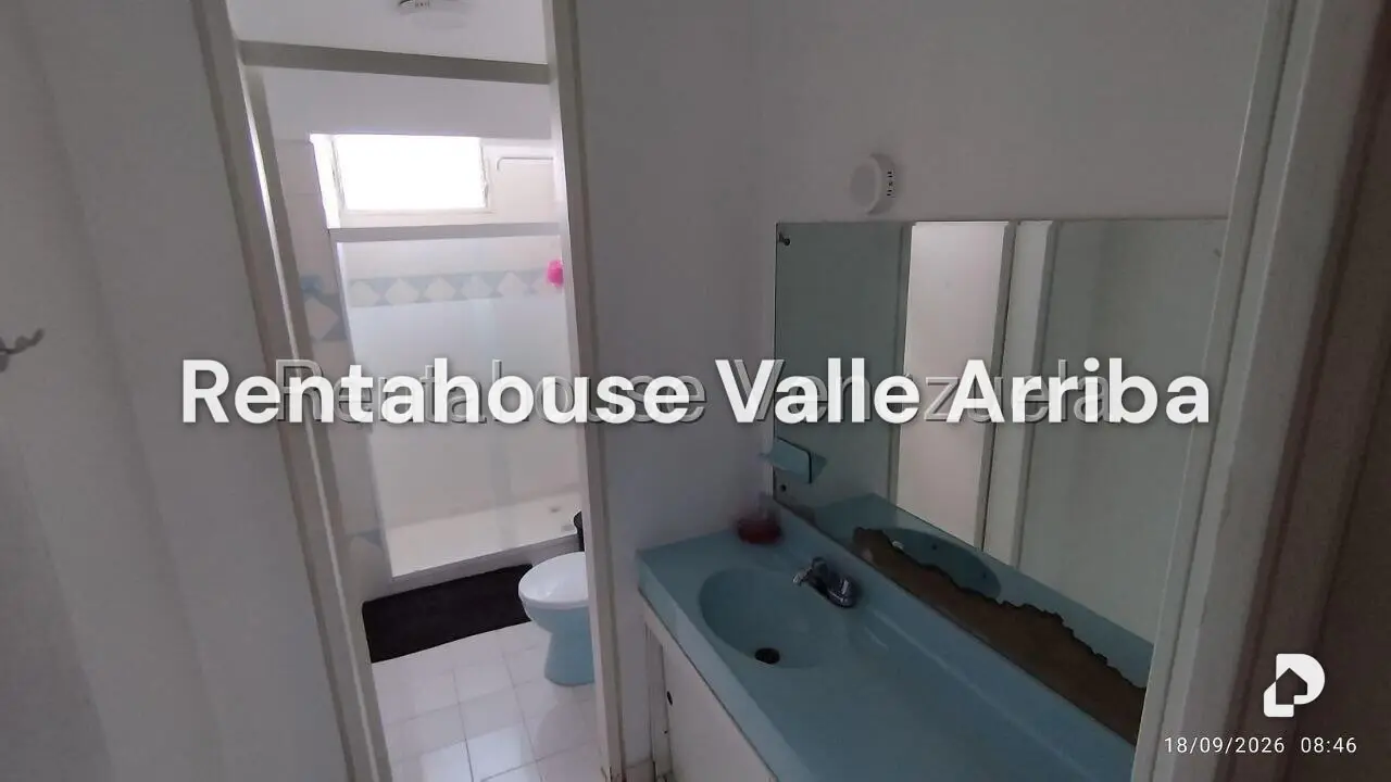 Apartamento en La Urbina, Caracas – 28