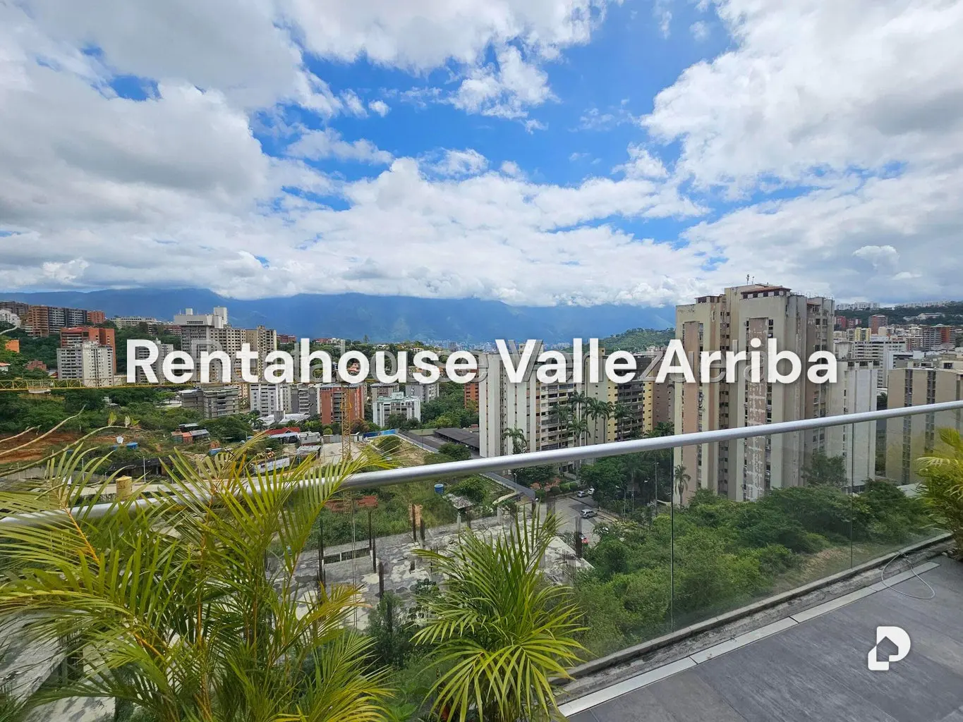 Apartamento en Santa Fe Sur, Caracas – 11