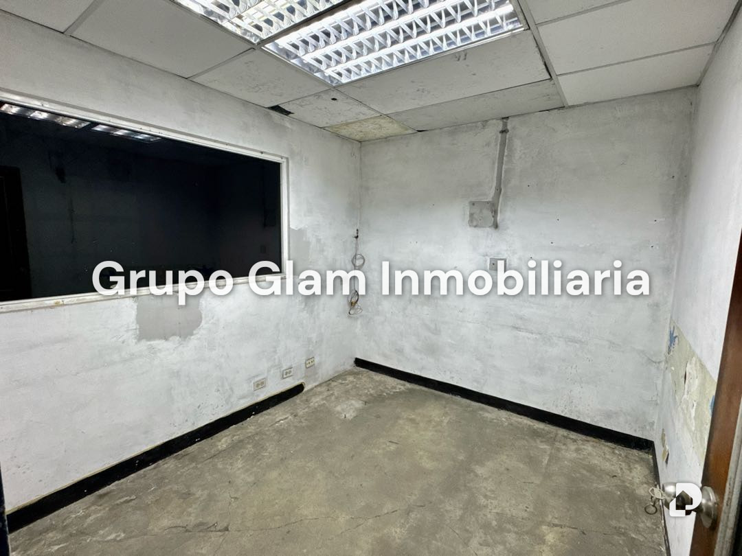 Galpón en La California Norte, Caracas – 18