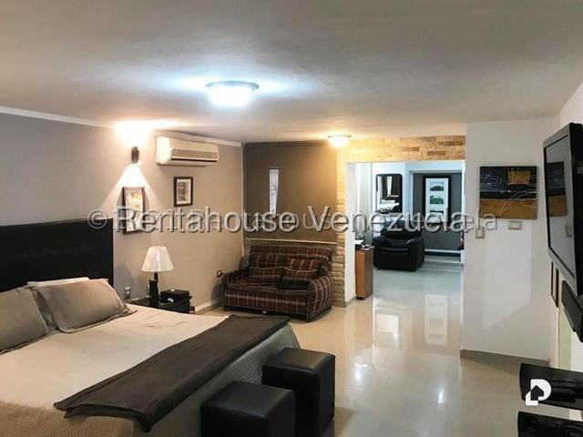 Apartamento en Santa Rosa de Lima, Caracas – 4