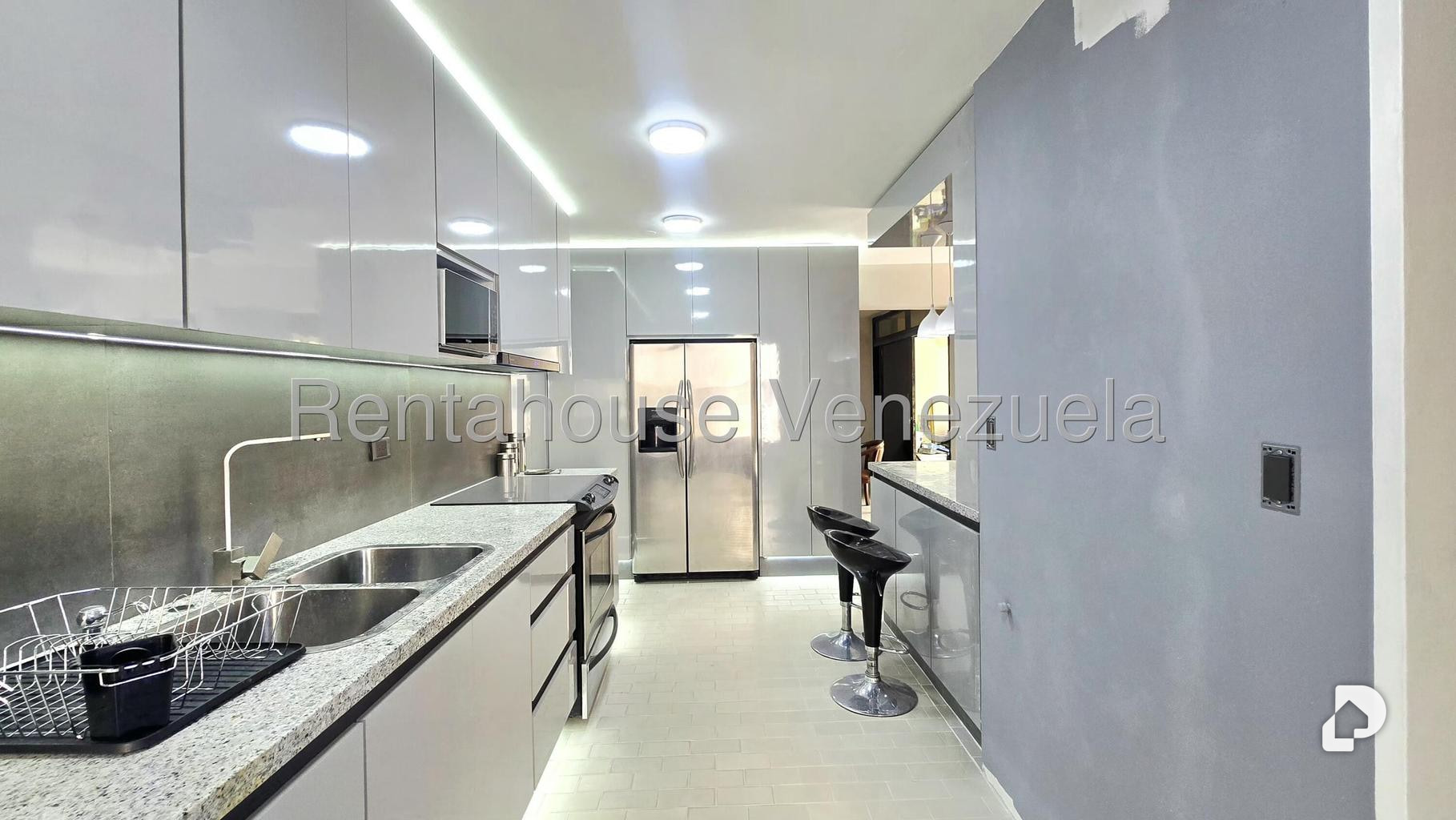 Apartamento en Santa Fe Norte, Caracas – 15