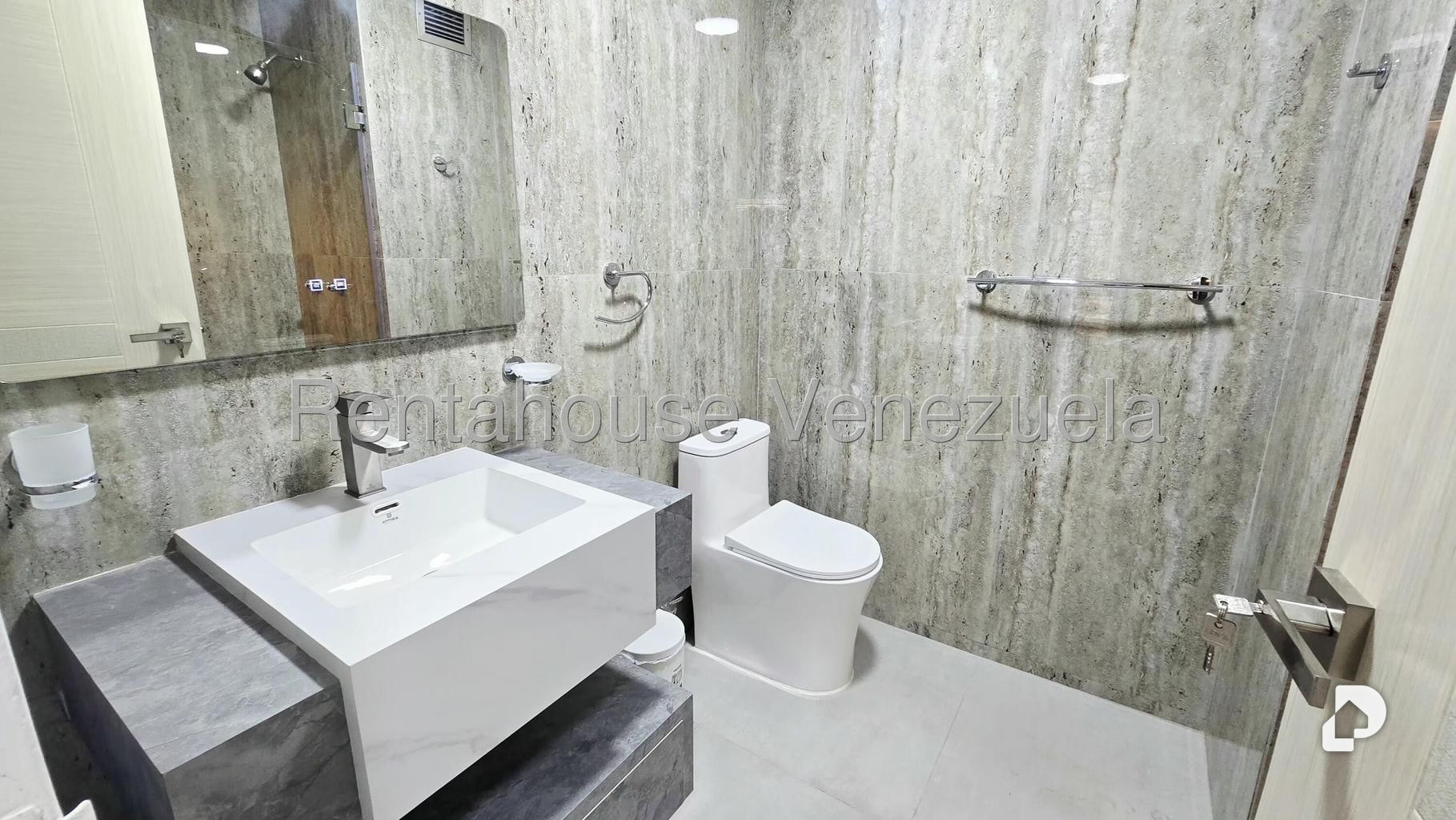 Apartamento en Santa Fe Norte, Caracas – 23