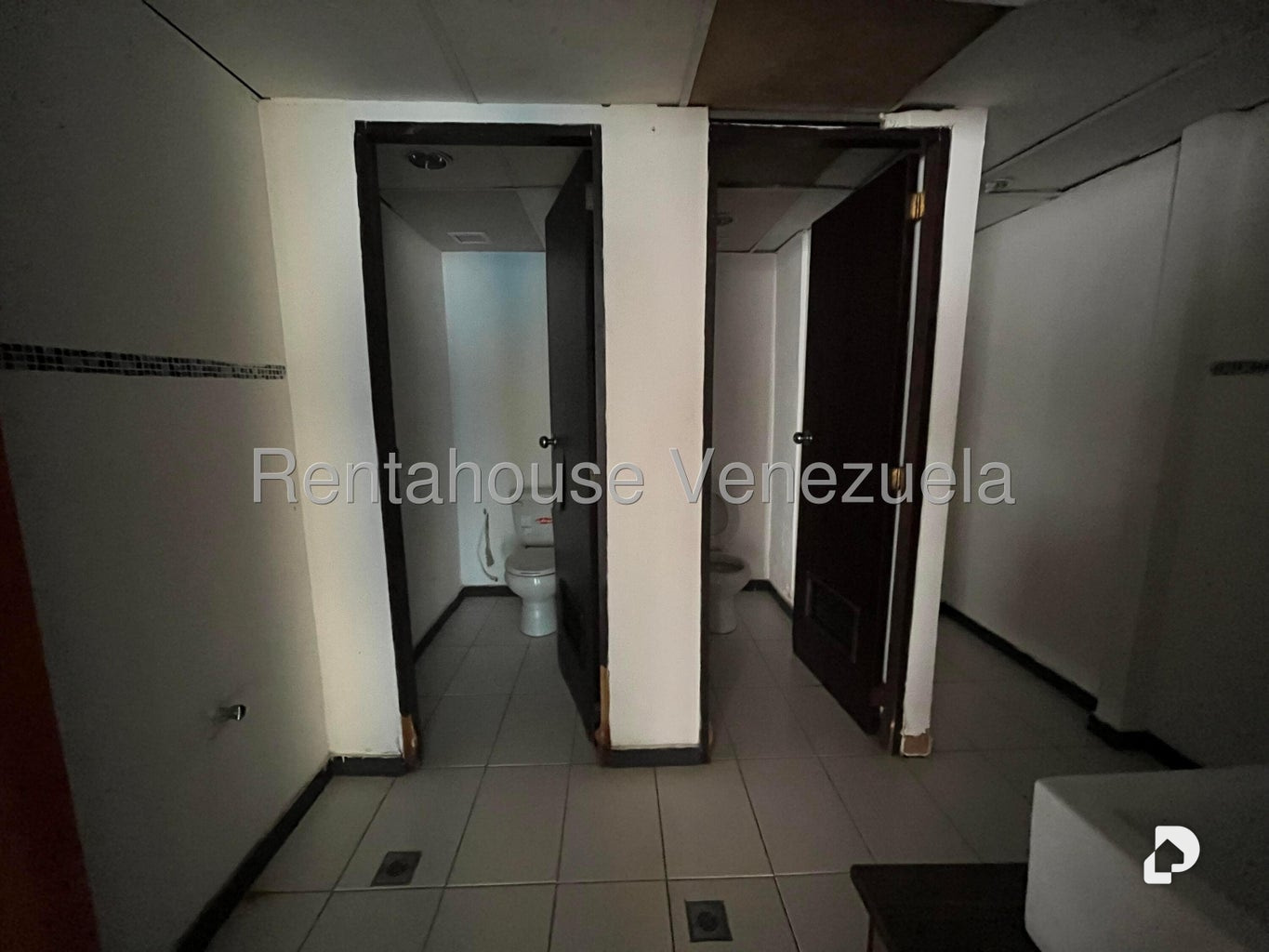 Land in La Urbina, Caracas – 6