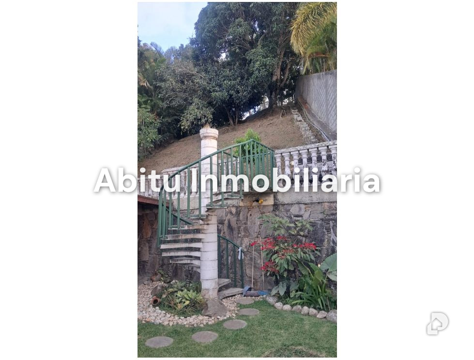 Casa en Los Naranjos (del Cafetal), Caracas – 19