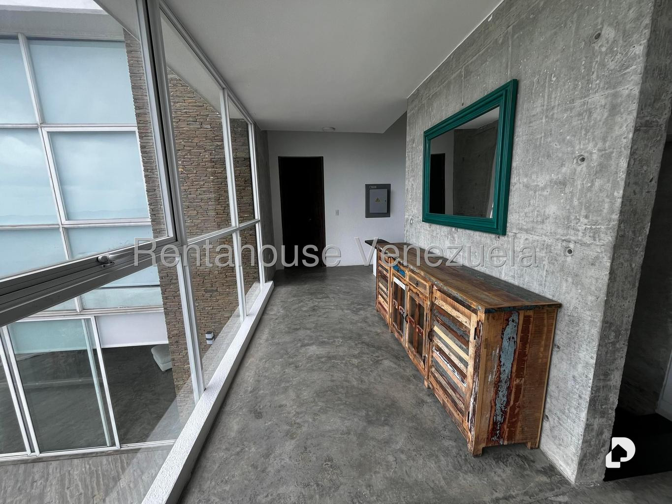 Apartamento en Oripoto, Caracas – 22