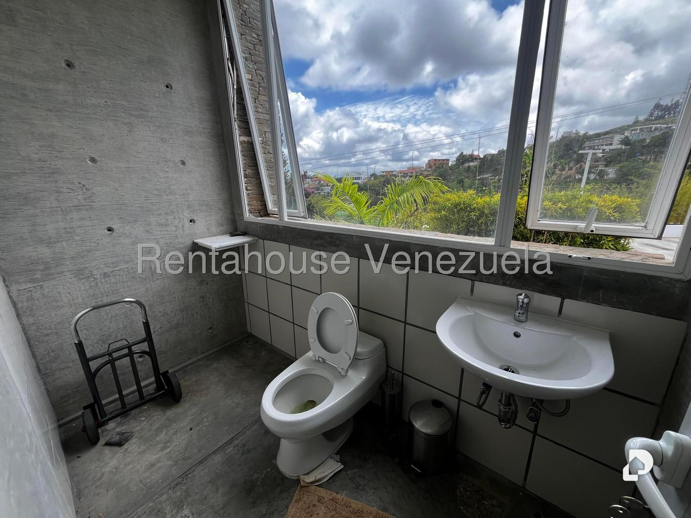 Apartamento en Oripoto, Caracas – 9