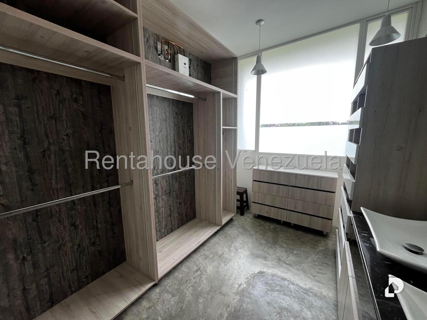 Apartamento en Oripoto, Caracas – 30