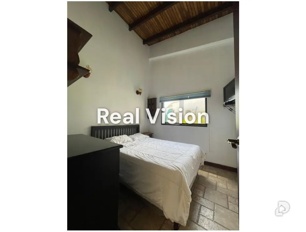 Casa en Alto Prado, Caracas – 28
