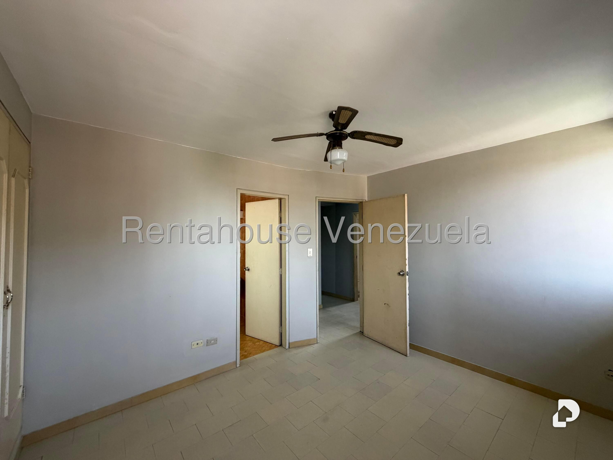 Apartamento en Los Caobos, Caracas – 13