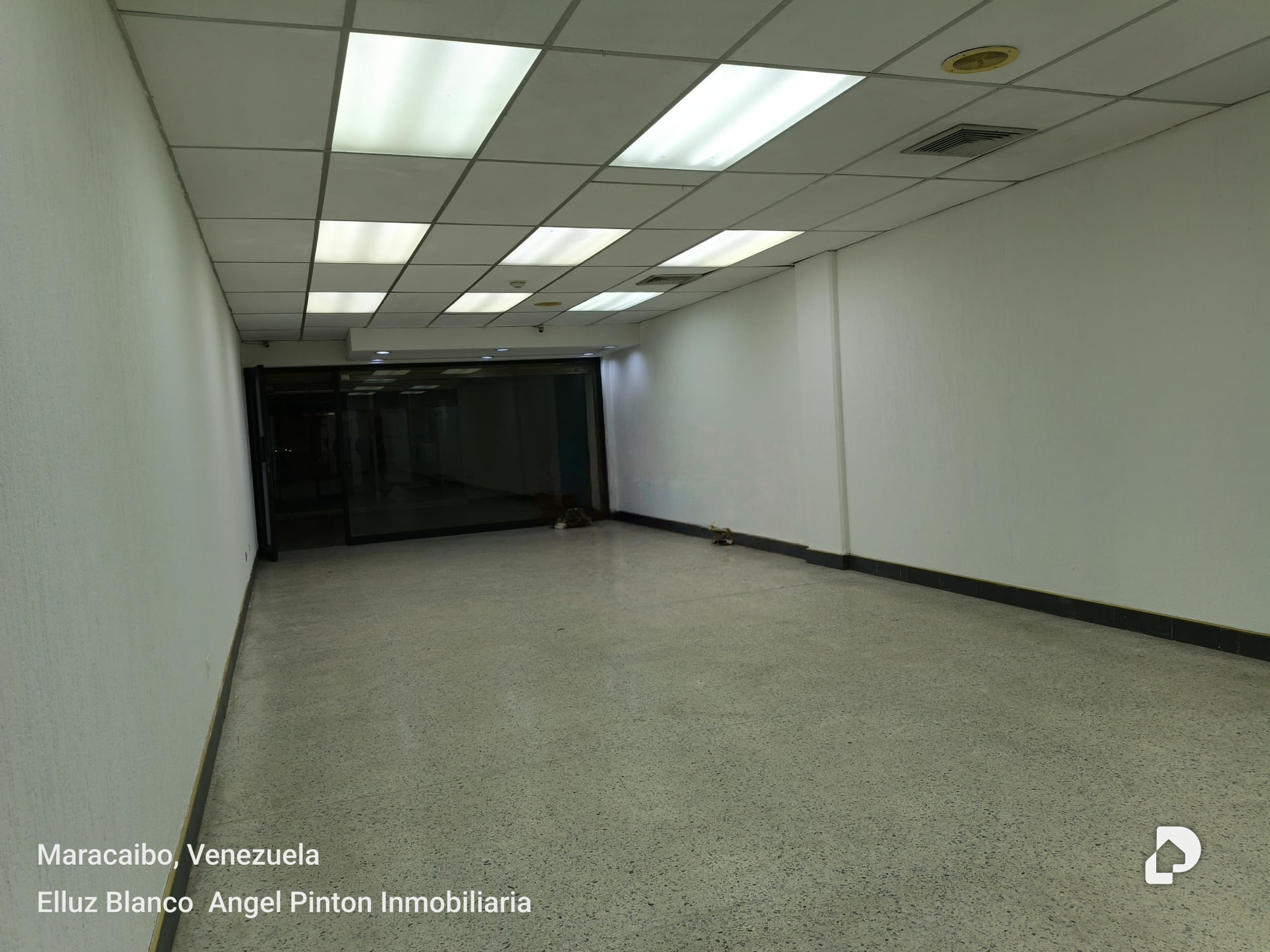Local comercial en Delicias Norte, Maracaibo