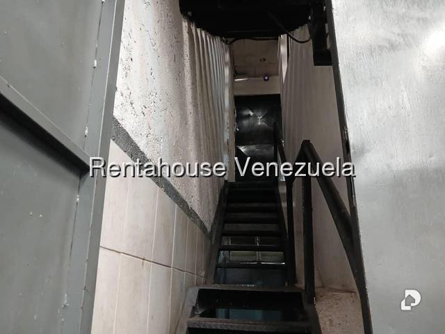 Local comercial en Parroquia La Candelaria, Caracas – 9