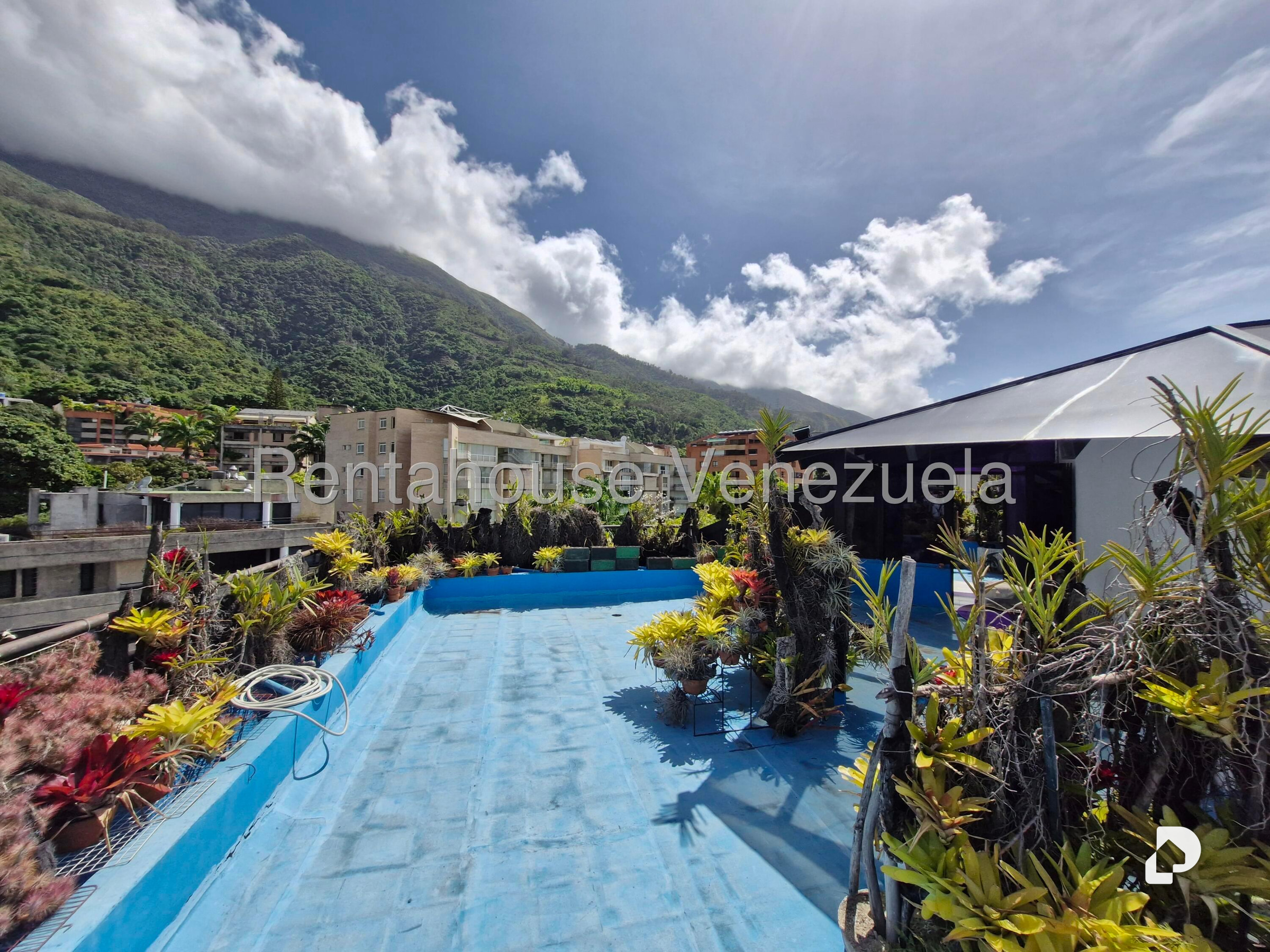 Apartamento en Los Palos Grandes, Caracas – 14