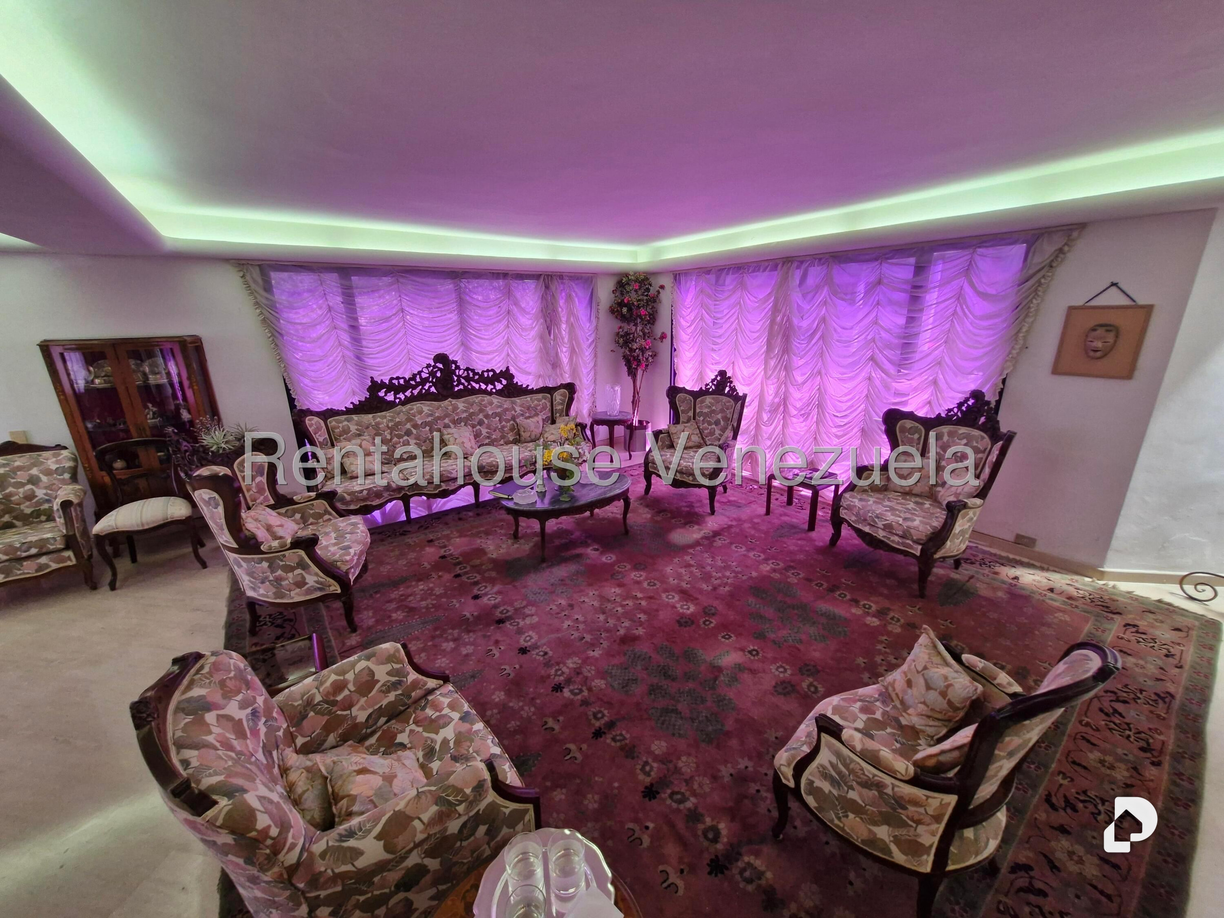 Apartamento en Los Palos Grandes, Caracas – 4