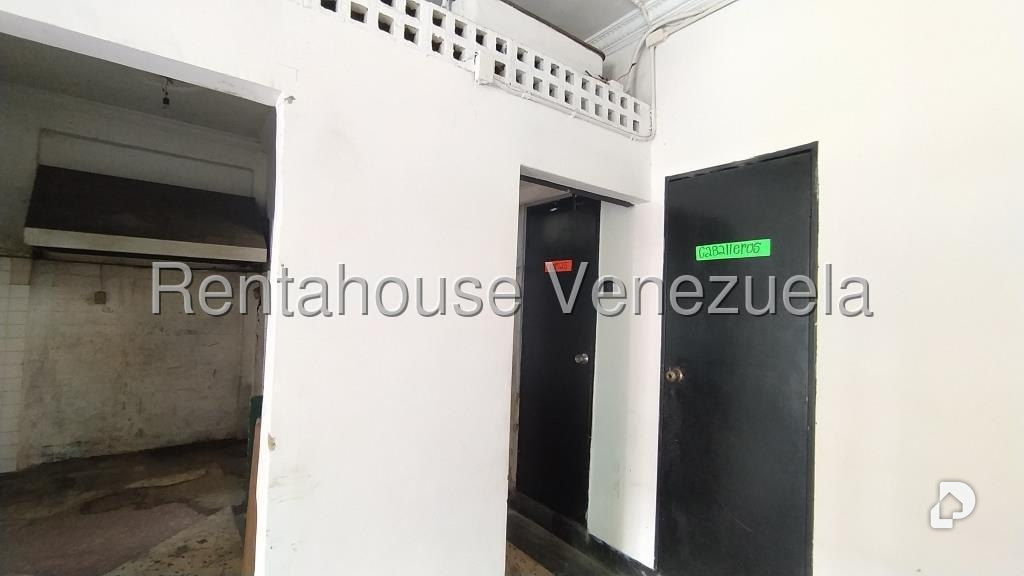 Local comercial en Prado de María, Caracas – 9