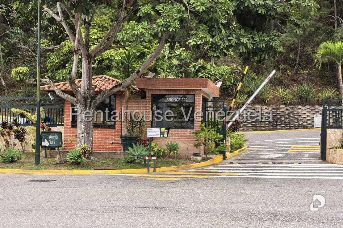 Casa en Los Naranjos (del Cafetal), Caracas – 2