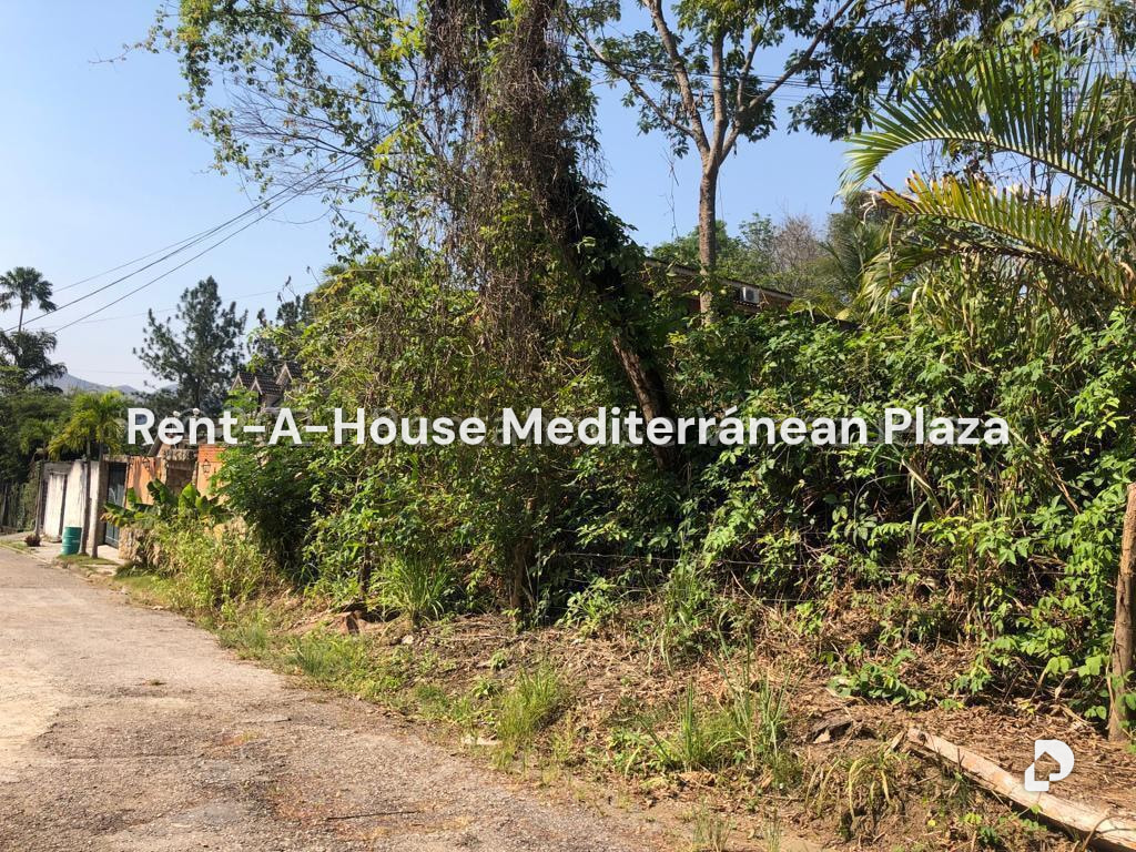 Terreno en Colinas de Guataparo, Valencia – 27