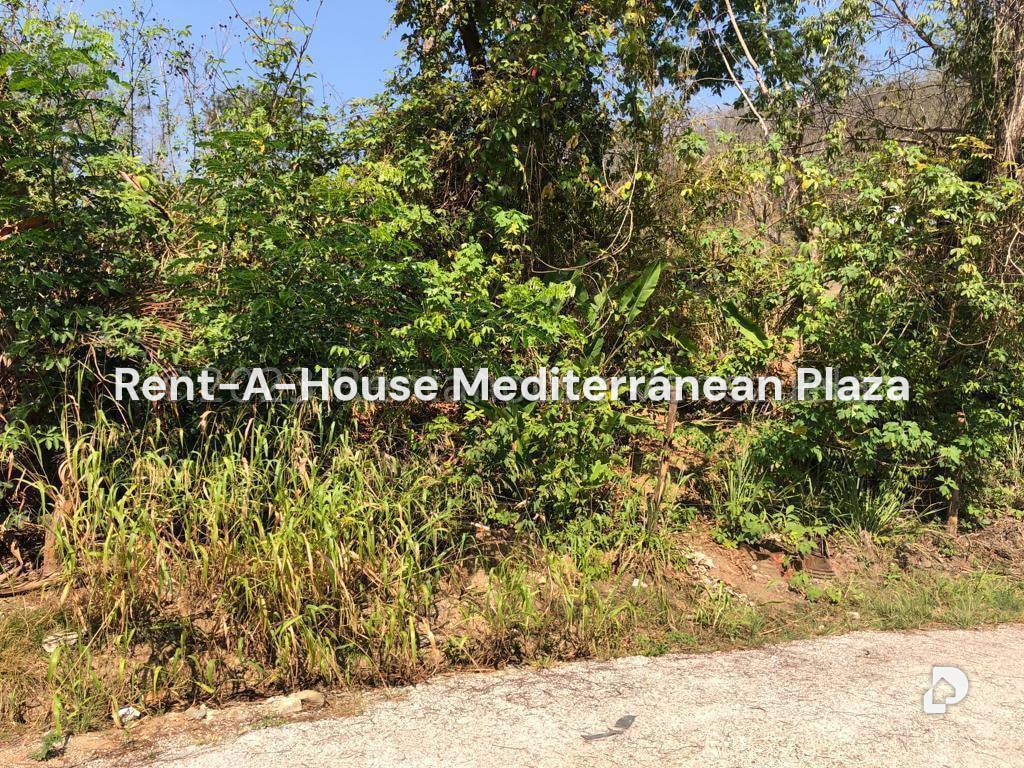 Terreno en Colinas de Guataparo, Valencia – 22