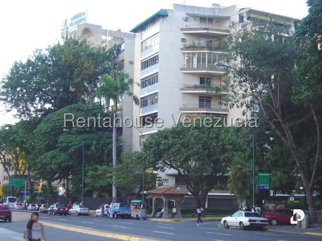 Local comercial en Altamira, Caracas – 22