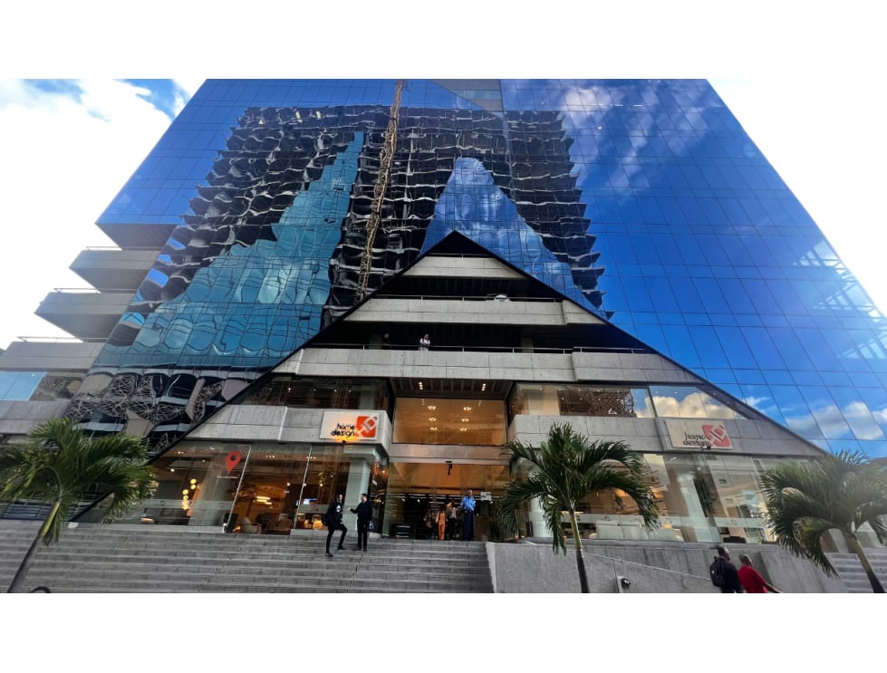 Oficina en Las Mercedes, Caracas - 1